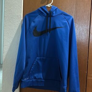 Men’s blue Nike sweatshirt size medium.
